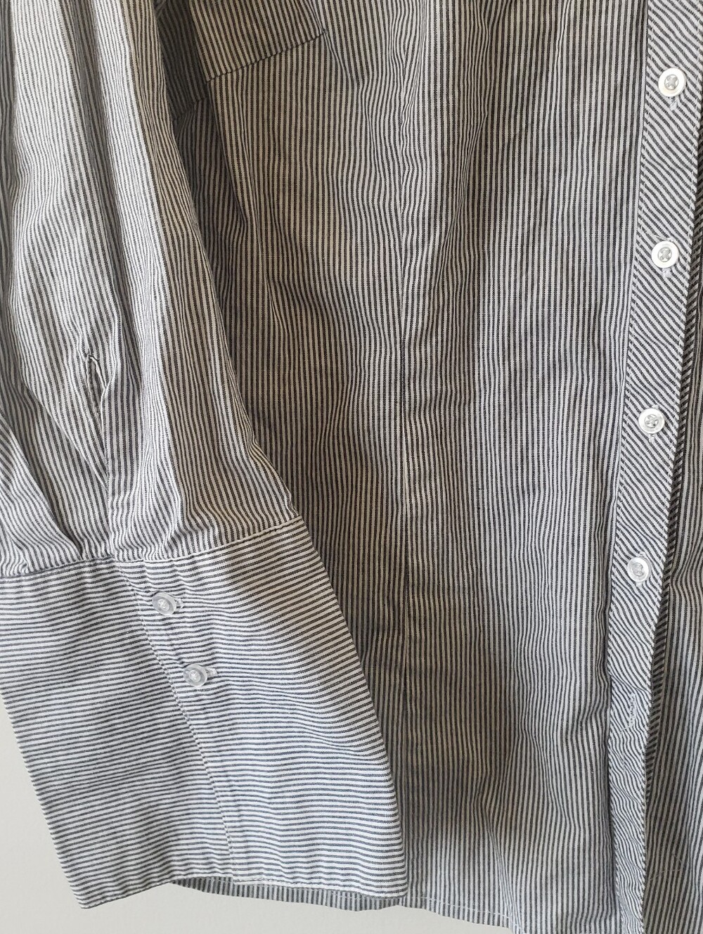 Button Down Top/Blouse - Picture 7 of 7